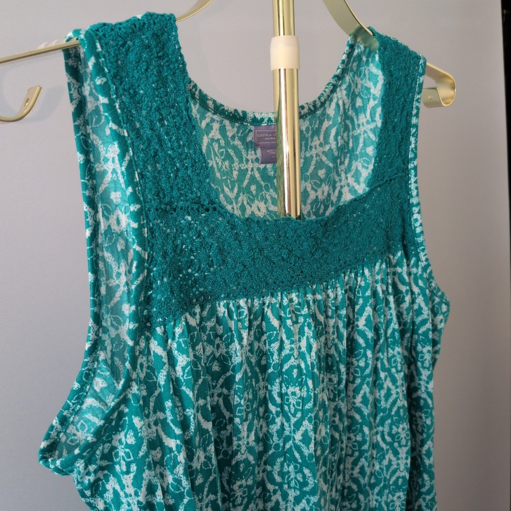 Laura Scott Sleeveless Top Women 1X Teal White Crochet Lace Trim Damask Blouse - Picture 3 of 7